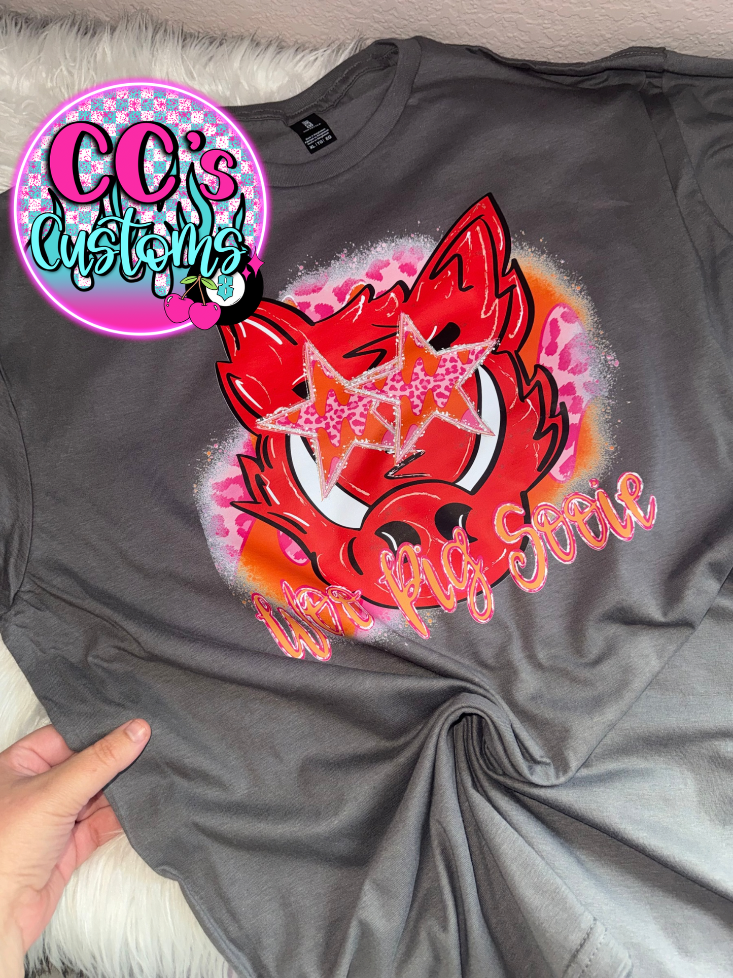 Woo pig tee